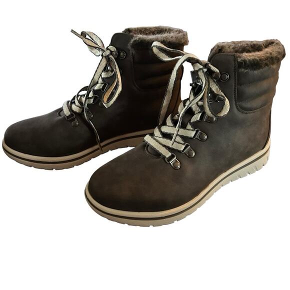 Cliffs by White Mountain Hallet Hiking Boot Bootie NEW Size 9 Grey Gray Fur Trim - Picture 1 of 11